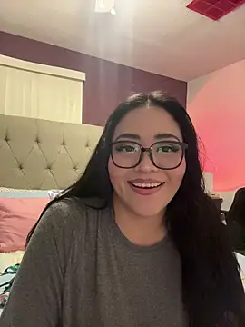 Snapshot of MyHoneyFrida chatting on November 14, 2025, 3:54 am MyHoneyFrida online show from November 14, 2025, 3:54 am