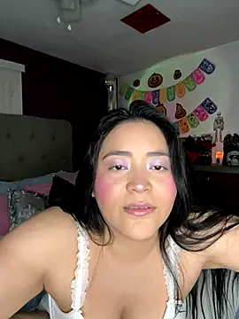 Snapshot of MyHoneyFrida chatting on October 7, 2025, 2:34 am MyHoneyFrida online show from October 7, 2025, 2:34 am