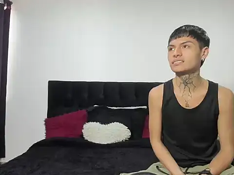 mhatias  online show from October 6, 2025, 11:33 am