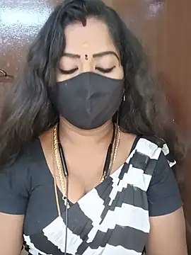 Snapshot of tamilammukuttyy chatting on July 26, 2026, 3:57 am tamilammukuttyy online show from July 26, 2026, 3:57 am