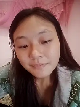 mai-xinh online show from October 9, 2025, 4:35 am