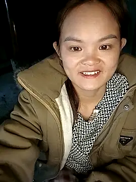 xinhxinhcute online show from December 16, 2025, 11:31 pm