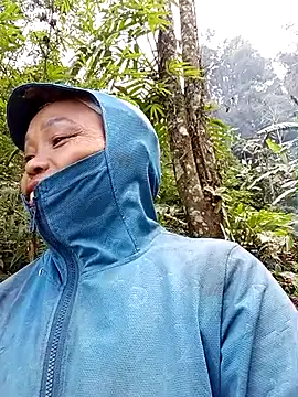 kihi-yo online show from October 28, 2025, 5:50 am