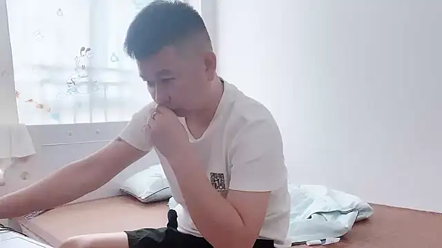 dajiba4718 online show from September 17, 2025, 5:42 am