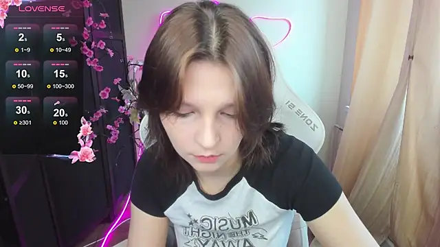 AudreyyKim online show from March 26, 2026, 8:12 am