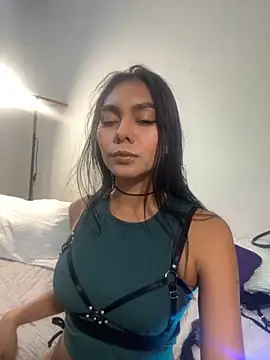 GiorgiaLuxee online show from October 4, 2025, 10:11 pm