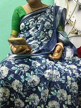 desi boudi87 online show from October 14, 2025, 1:01 pm