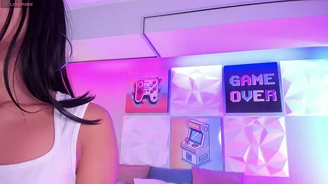 Snapshot of LindaWz_ chatting on November 22, 2025, 4:33 am LindaWz online show from November 22, 2025, 4:33 am