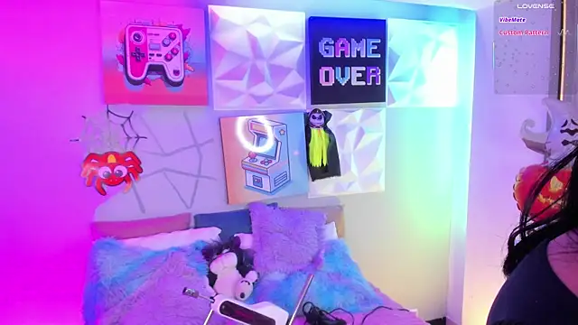 Snapshot of LindaWz_ chatting on November 1, 2025, 5:03 am LindaWz online show from November 1, 2025, 5:03 am