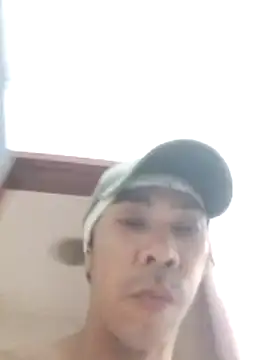 Snapshot of Shawnzinho chatting on December 21, 2025, 6:42 pm Shawnzinho online show from December 21, 2025, 6:42 pm