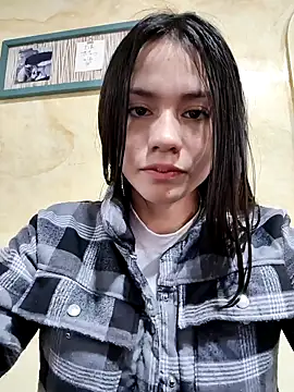 Snapshot of CHARLOTTE__05 chatting on September 9, 2025, 12:58 pm CHARLOTTE 05 online show from September 9, 2025, 12:58 pm