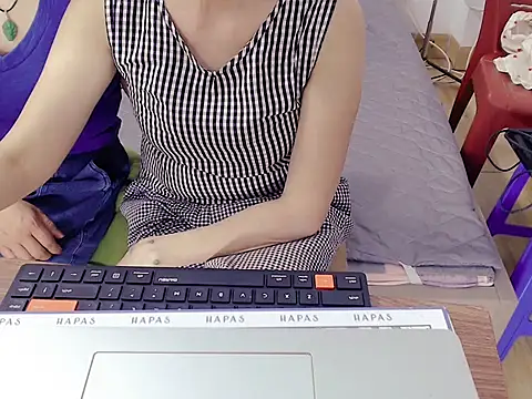 Snapshot of Funnygirl_9x chatting on May 10, 2026, 9:35 am Funnygirl 9x online show from May 10, 2026, 9:35 am