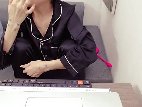 Snapshot of Funnygirl_9x chatting on February 8, 2026, 2:42 am Funnygirl 9x online show from February 8, 2026, 2:42 am