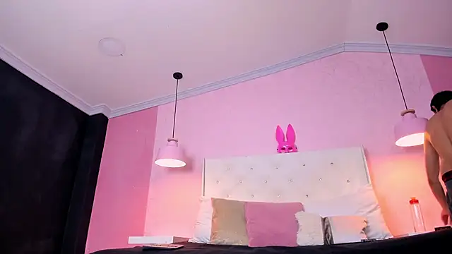 Boss Domiinator online show from March 5, 2026, 12:35 pm