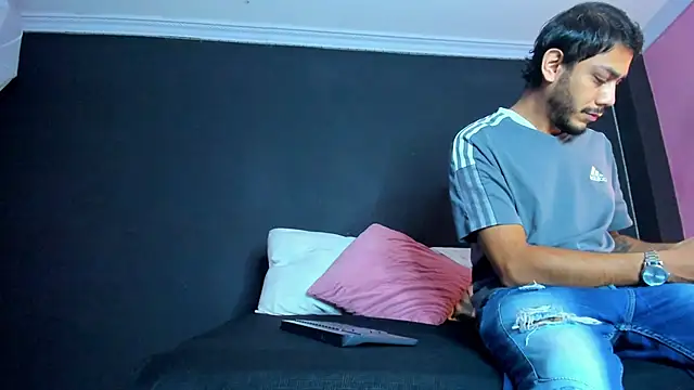 Boss Domiinator online show from March 27, 2026, 12:28 pm