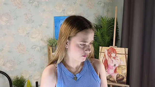 HollieCollelo online show from January 14, 2026, 3:10 am