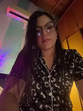 alilith online show from November 23, 2025, 3:22 pm