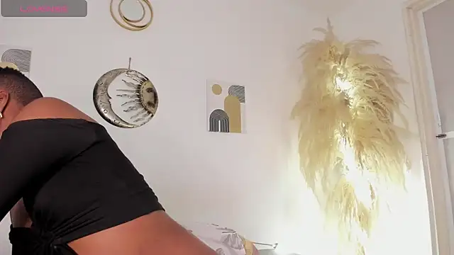 AnnPricess online show from April 19, 2026, 3:02 pm