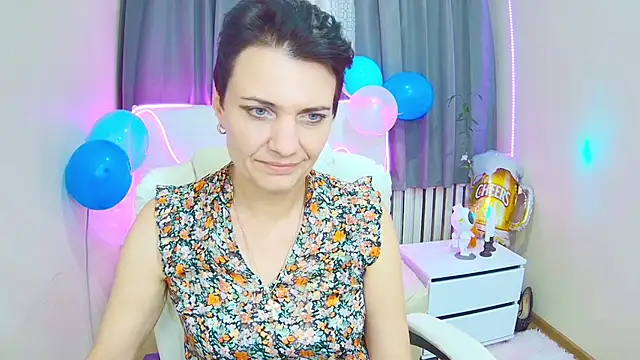 Snapshot of AvaSaturnian chatting on September 17, 2025, 12:18 pm AvaSaturnian online show from September 17, 2025, 12:18 pm