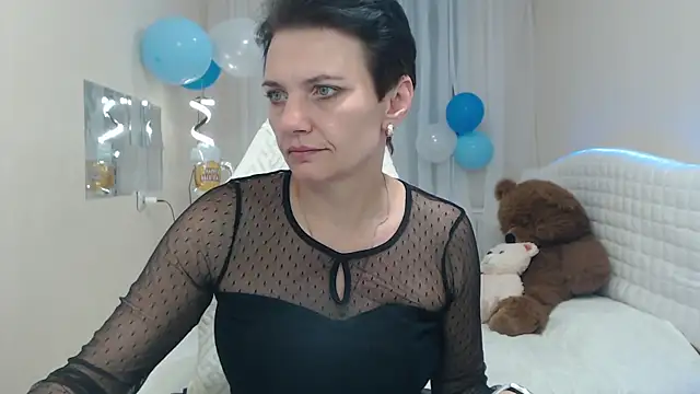 Snapshot of AvaSaturnian chatting on September 23, 2025, 12:34 pm AvaSaturnian online show from September 23, 2025, 12:34 pm