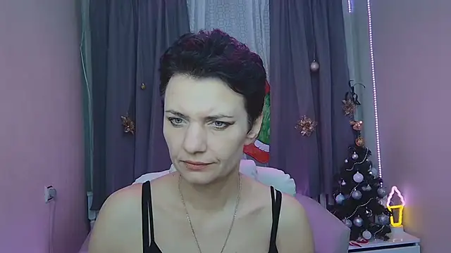 AvaSaturnian online show from January 15, 2026, 8:18 am