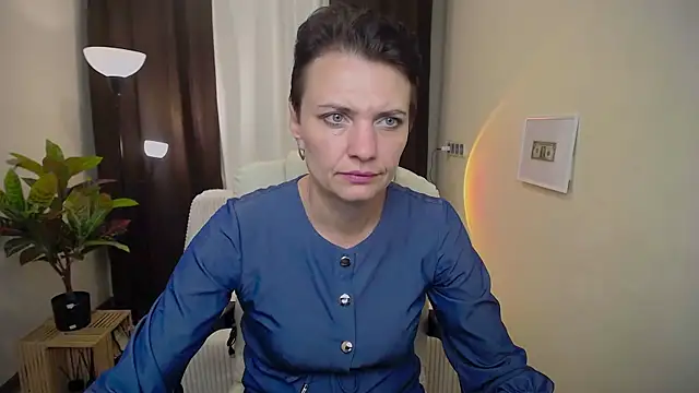 Snapshot of AvaSaturnian chatting on September 12, 2025, 12:05 pm AvaSaturnian online show from September 12, 2025, 12:05 pm