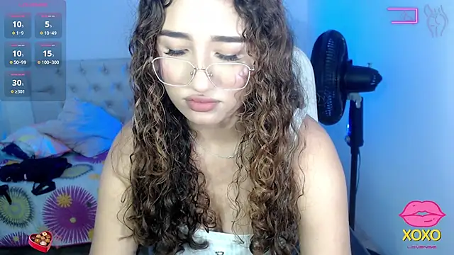 Snapshot of sasha_17_ chatting on September 23, 2025, 4:36 pm sasha 17 online show from September 23, 2025, 4:36 pm