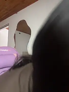 Michluxe 69 online show from April 28, 2026, 1:48 am