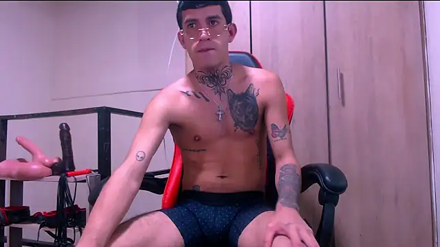 dilan abraham12 online show from March 13, 2026, 4:39 am