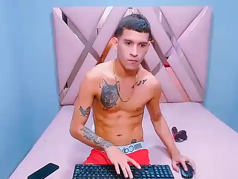 Snapshot of dilan_abraham12 chatting on September 26, 2025, 7:43 pm dilan abraham12 online show from September 26, 2025, 7:43 pm