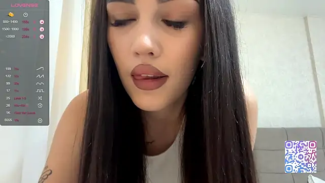 AuraJefcoat online show from December 21, 2025, 3:03 pm