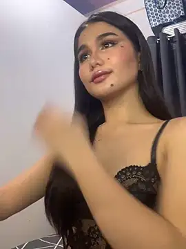 AngelHille online show from September 23, 2025, 12:56 pm