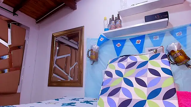 sweegirl69 online show from October 3, 2025, 11:56 am