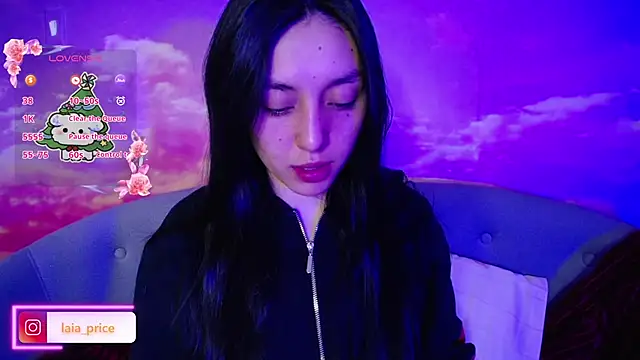 Laia and Damian online show from December 15, 2025, 7:31 pm