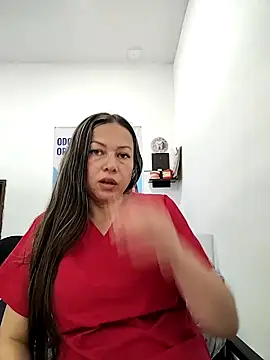 Madisson-04  online show from November 5, 2025, 8:34 pm