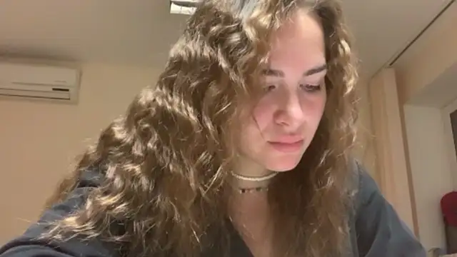 BunnyTiedeman online show from September 17, 2025, 6:21 pm