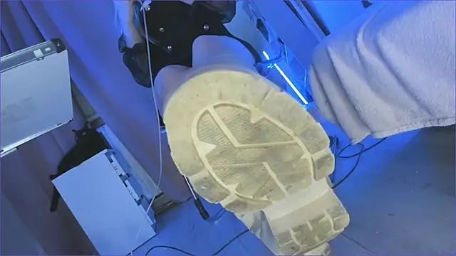 CruelSiren online show from September 21, 2025, 7:41 pm