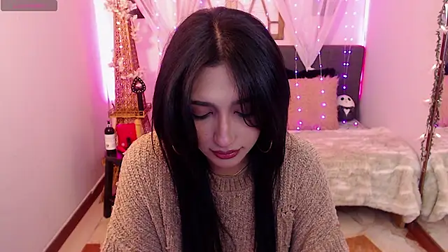 Snapshot of Cleofox_ chatting on November 22, 2025, 12:43 am Cleofox online show from November 22, 2025, 12:43 am