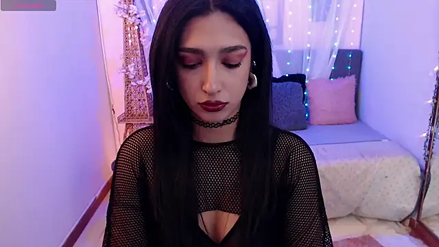 Snapshot of Cleofox_ chatting on September 24, 2025, 11:43 pm Cleofox online show from September 24, 2025, 11:43 pm