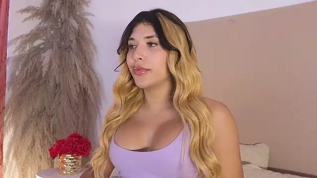 dahiana marin online show from October 29, 2025, 7:24 pm