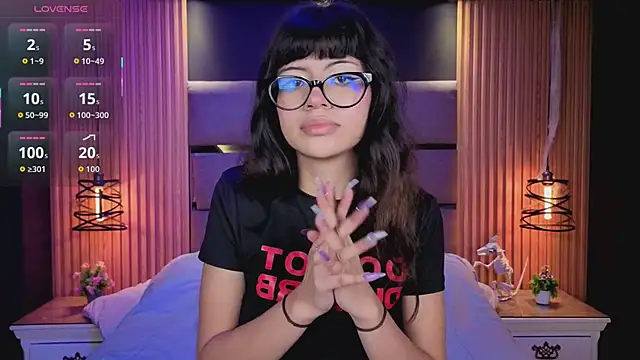 Snapshot of AlanaWalker9 chatting on February 10, 2026, 4:00 am AlanaWalker9 online show from February 10, 2026, 4:00 am