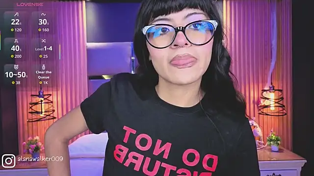 Snapshot of AlanaWalker9 chatting on February 26, 2026, 3:28 am AlanaWalker9 online show from February 26, 2026, 3:28 am