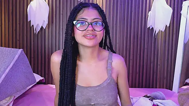 AlanaWalker9 online show from October 30, 2025, 3:49 am