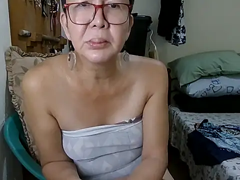 Snapshot of radar777 chatting on November 7, 2025, 12:42 pm radar777 online show from November 7, 2025, 12:42 pm