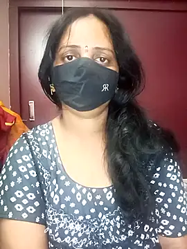 Snapshot of Mee_harini-telugupilla chatting on April 26, 2026, 2:09 am Mee harini-telugupilla online show from April 26, 2026, 2:09 am
