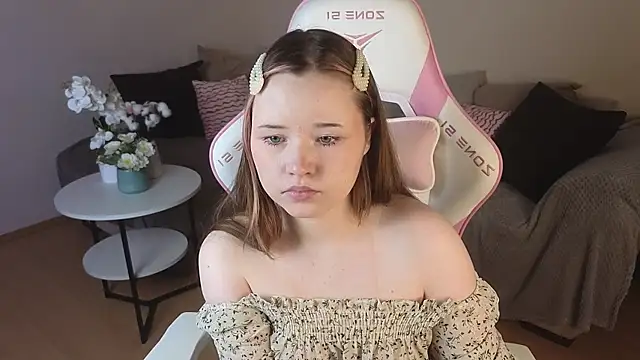 Sweetie Hope online show from November 8, 2025, 4:43 pm