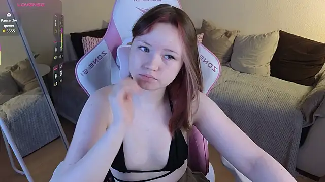 Sweetie Hope online show from March 27, 2026, 4:41 pm