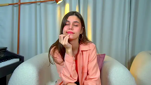 ArianaAllens online show from October 10, 2025, 6:25 am