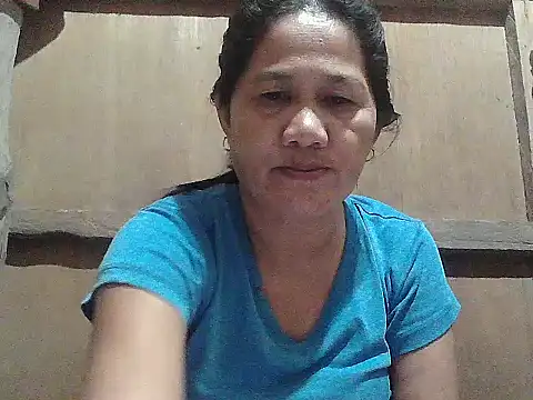 Snapshot of hotmama_063 chatting on May 16, 2026, 10:14 am hotmama 063 online show from May 16, 2026, 10:14 am