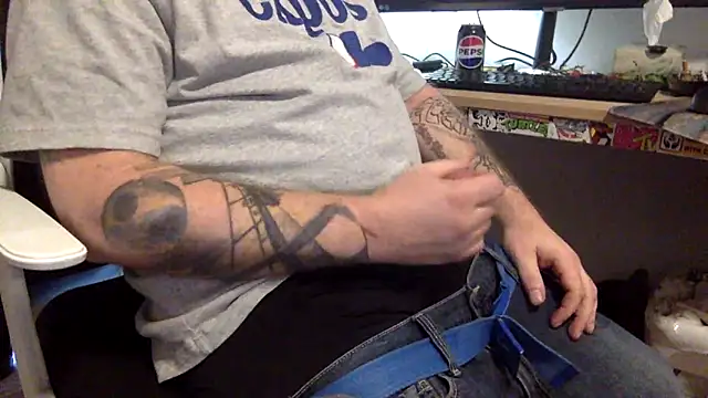 edger4lif3 online show from September 24, 2025, 7:20 pm